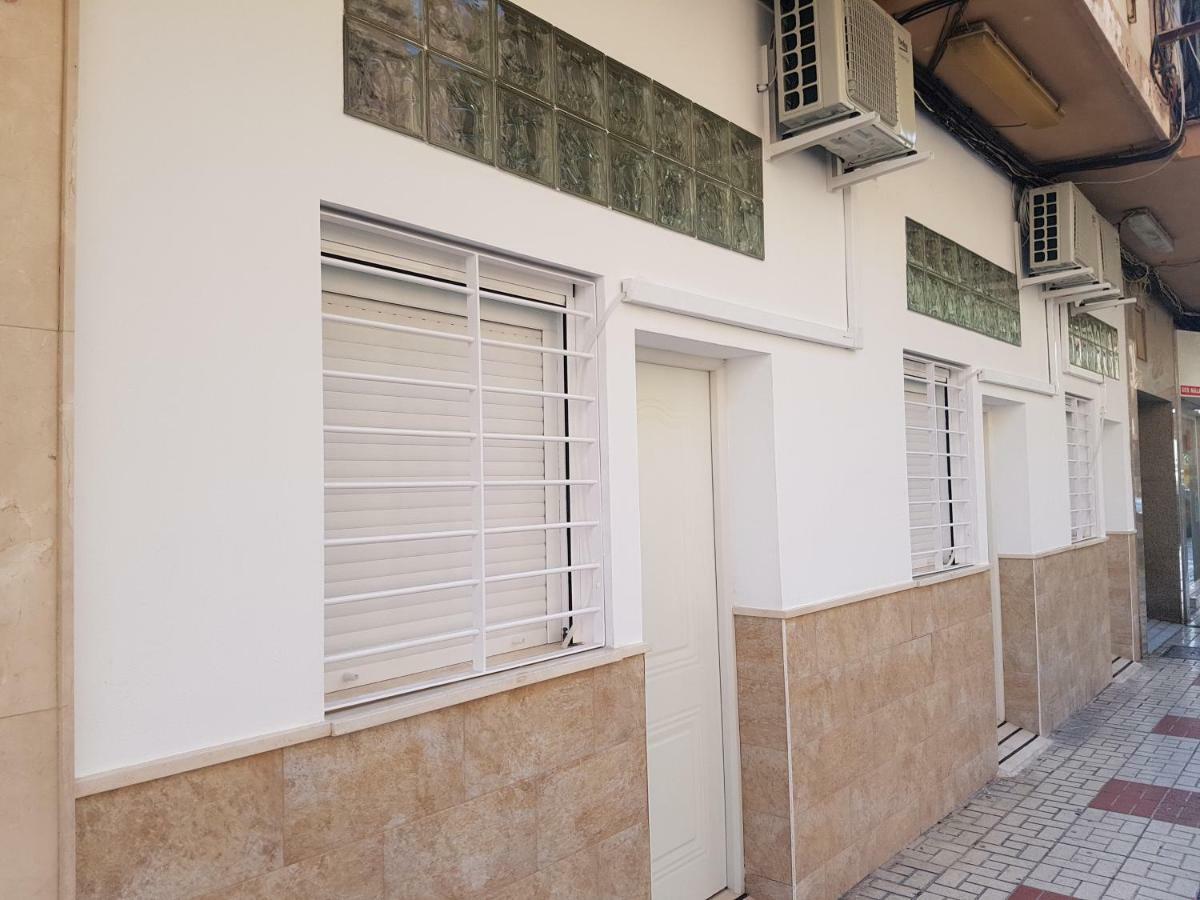 Apartments Naty Beach マラガ エクステリア 写真