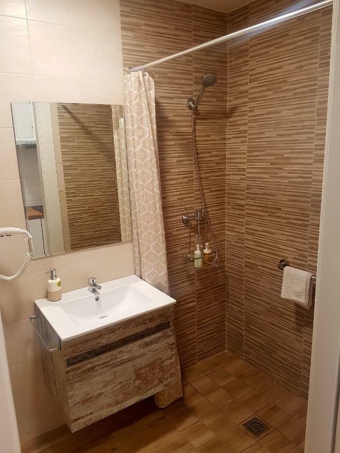 Apartments Naty Beach マラガ エクステリア 写真
